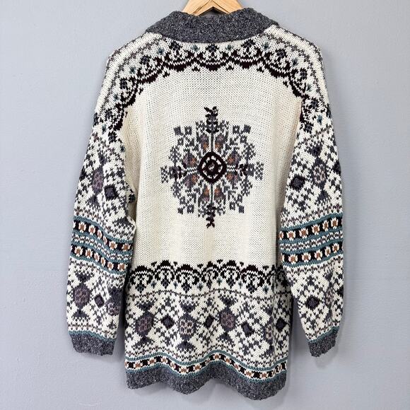 Vintage Jennifer & Co Chunky Hand Knitted Cardigan Size M Nordic Southwestern - Picture 9 of 11